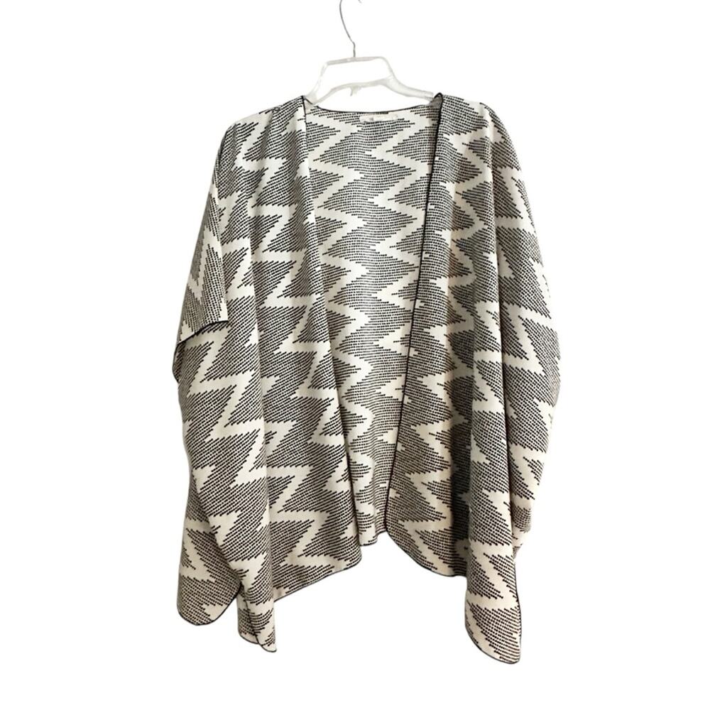 Painted Threads Open Front Kimono Coverup Summer Cream Black Tribal USA Poly